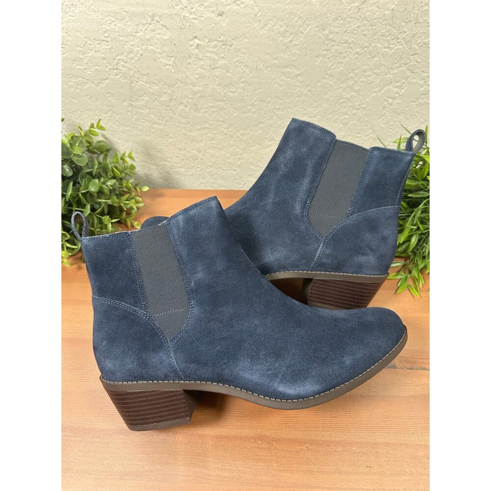 NWOT Vionic Women's Roseland Wide Water-Repellent Suede Ankle Boots Size 11W